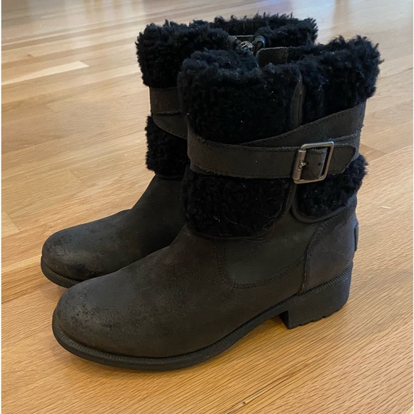 UGG Womens Blayre III Boot / Black w Sheepskin /Ankle Buckle/Side Zipper /Size 7 - Picture 11 of 11